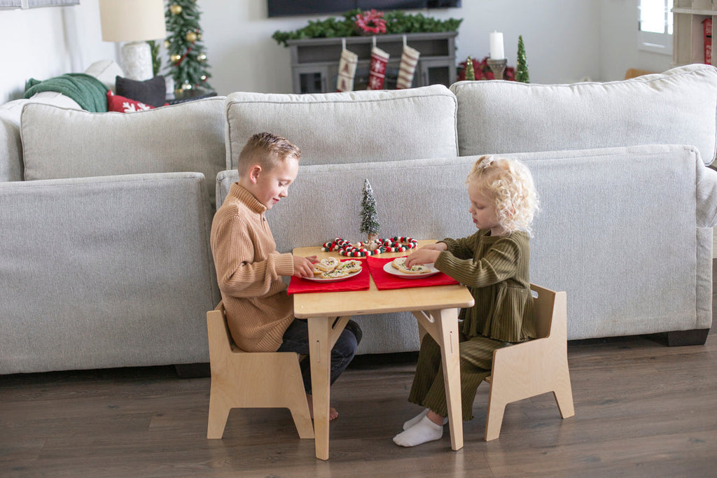 Kids Table and Chairs