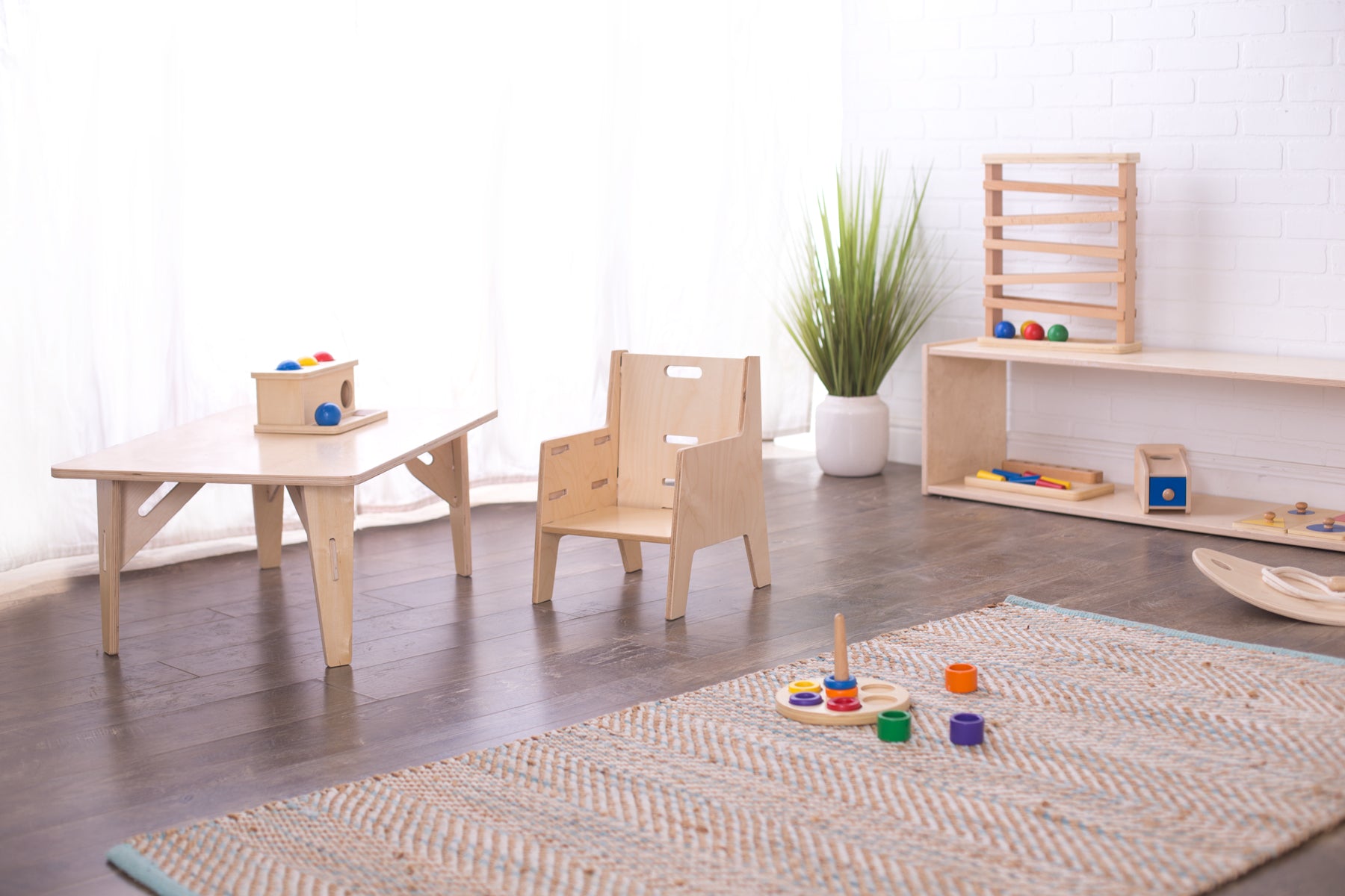 The Top 4 Montessori Weaning Table Sets + Full Guide to Weaning Tables —  The Montessori-Minded Mom